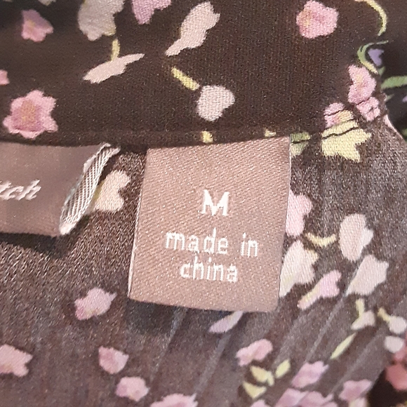 Apt. 9 Floral Pleated Blouse Size M - Picture 8 of 9